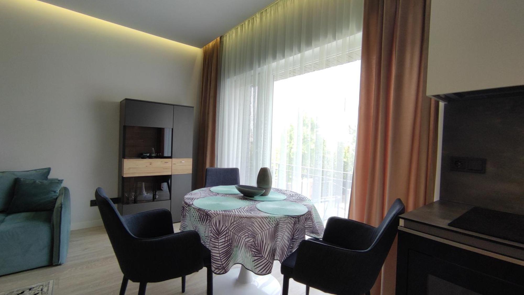קובנה New J&R Apartment Near Girstutis, Free Private Parking & Self Check-In מראה חיצוני תמונה