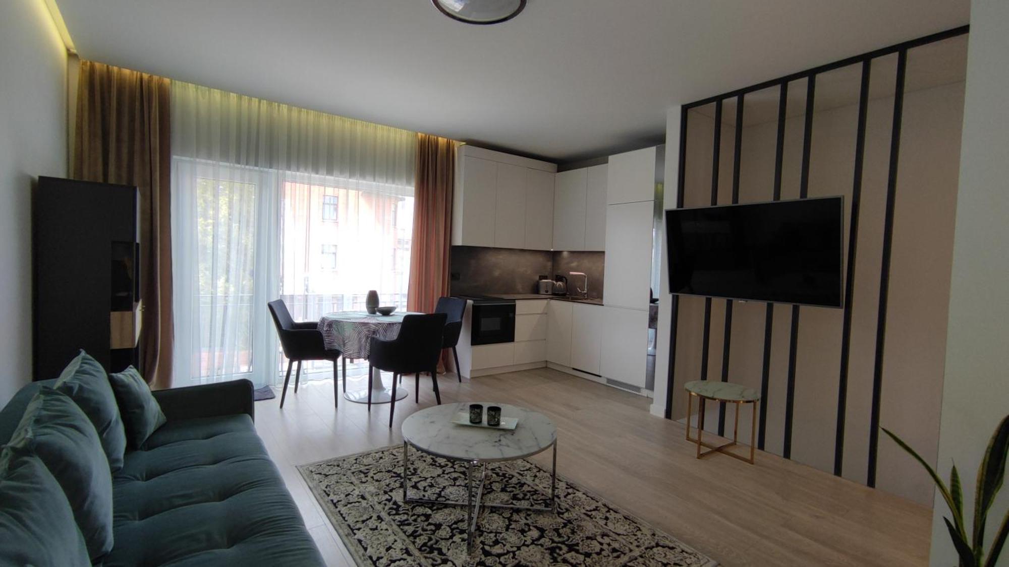 קובנה New J&R Apartment Near Girstutis, Free Private Parking & Self Check-In מראה חיצוני תמונה