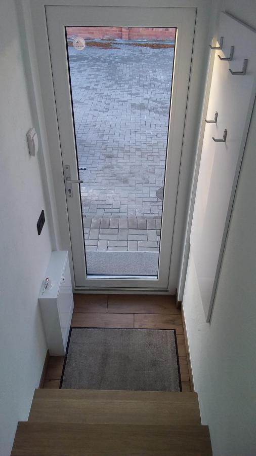 קובנה New J&R Apartment Near Girstutis, Free Private Parking & Self Check-In מראה חיצוני תמונה