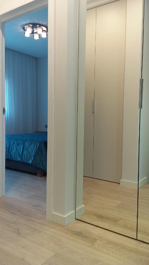 קובנה New J&R Apartment Near Girstutis, Free Private Parking & Self Check-In מראה חיצוני תמונה